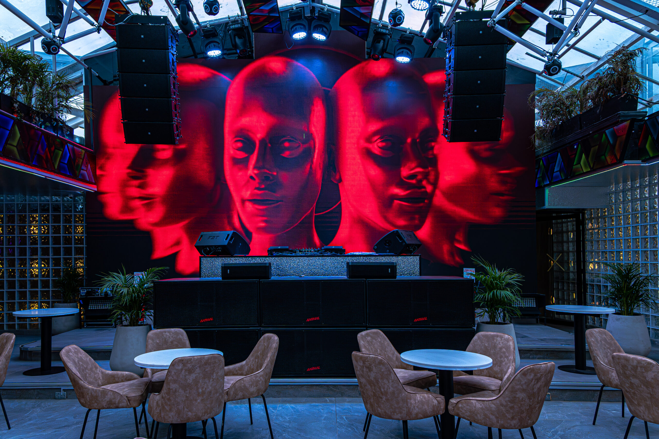 Main Stage L1FE